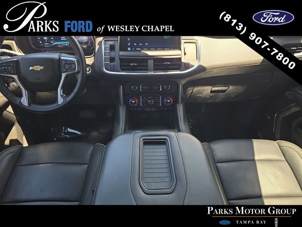 Used 2024 Chevrolet Suburban Premier image 11