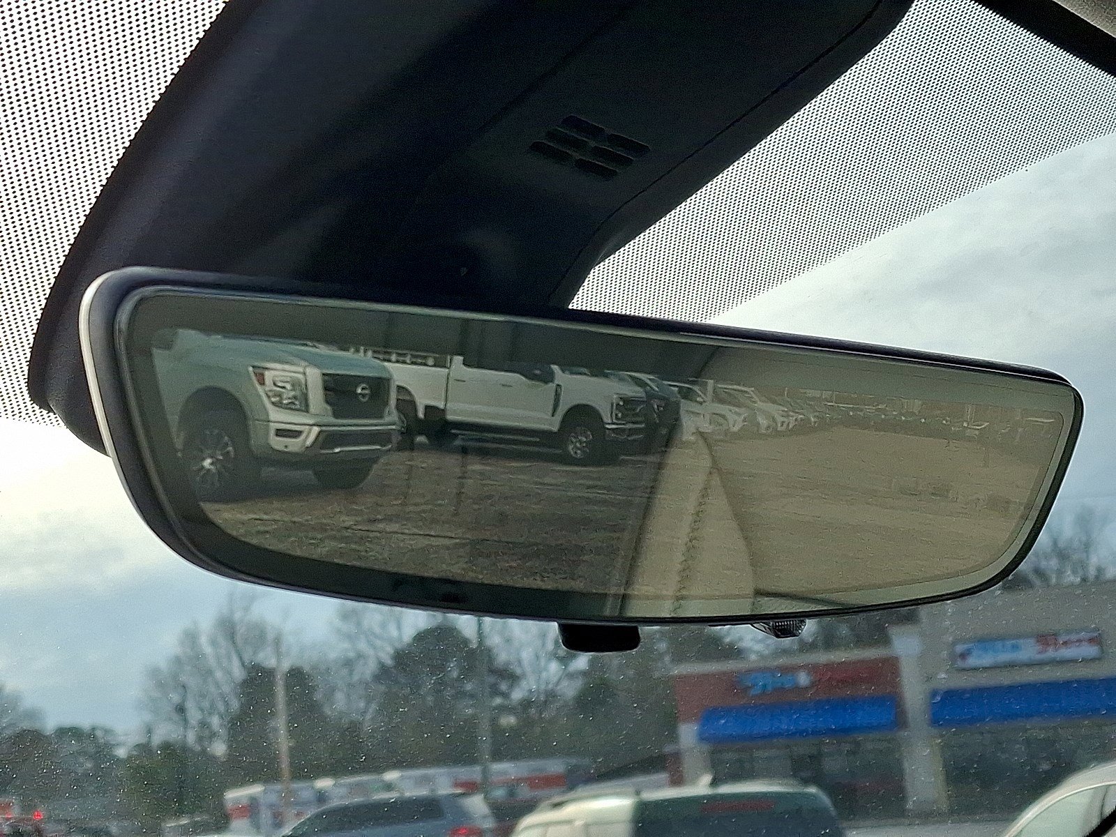 Used 2021 GMC Yukon Denali w/ Denali Premium Package image 26