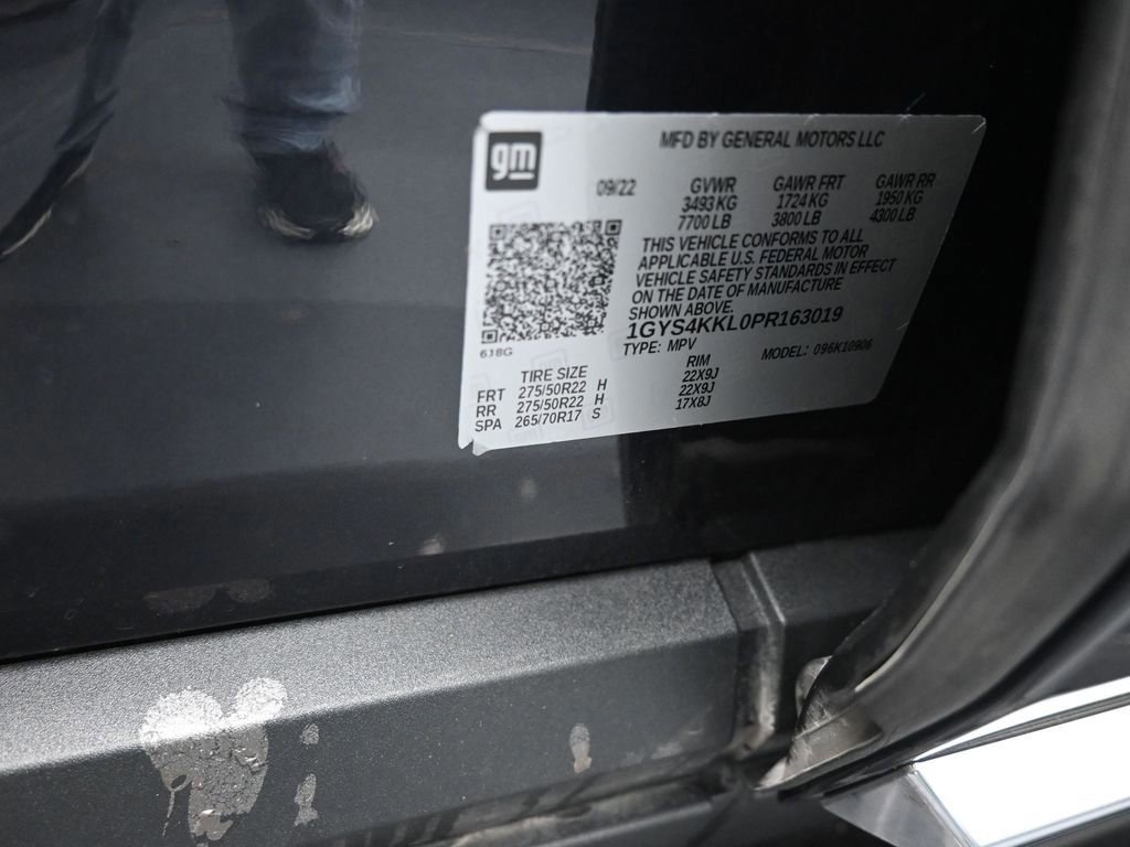 Used 2023 Cadillac Escalade ESV Premium Luxury image 24