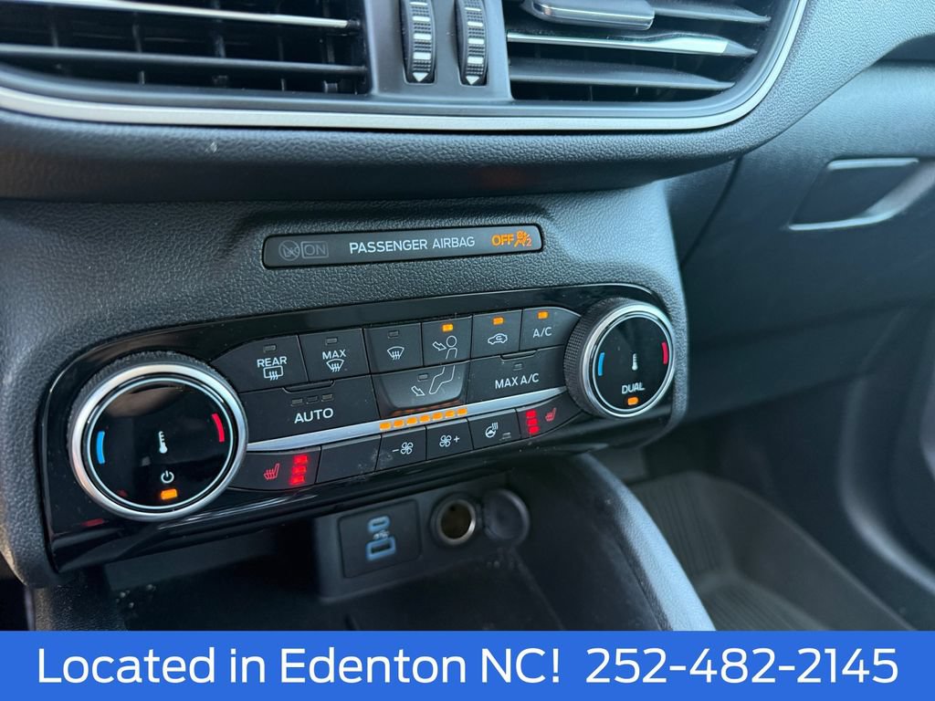Certified 2022 Ford Escape SE w/ SE Sport Appearance Package FWD image 22