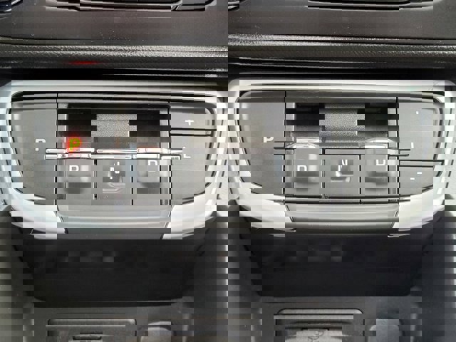 Used 2022 GMC Terrain SLE w/ Driver Convenience Package image 21