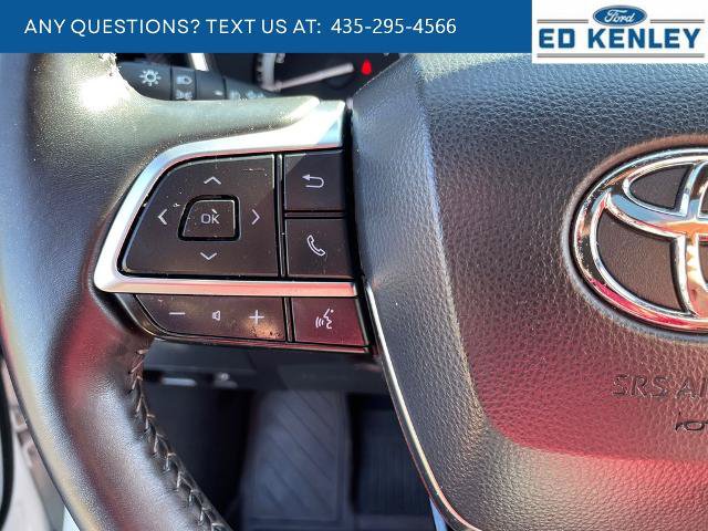 Used 2021 Toyota Highlander XSE AWD/4WD image 14