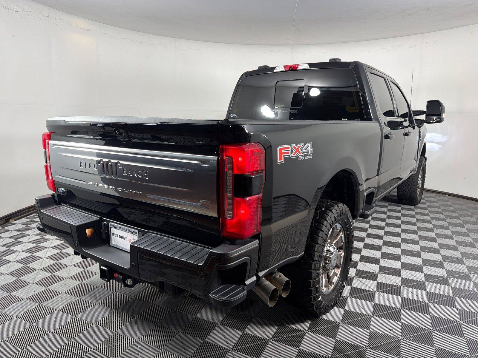 Certified 2025 Ford F250 King Ranch AWD/4WD image 7