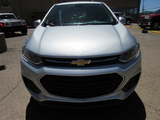 Used 2019 Chevrolet Trax LS FWD image 2