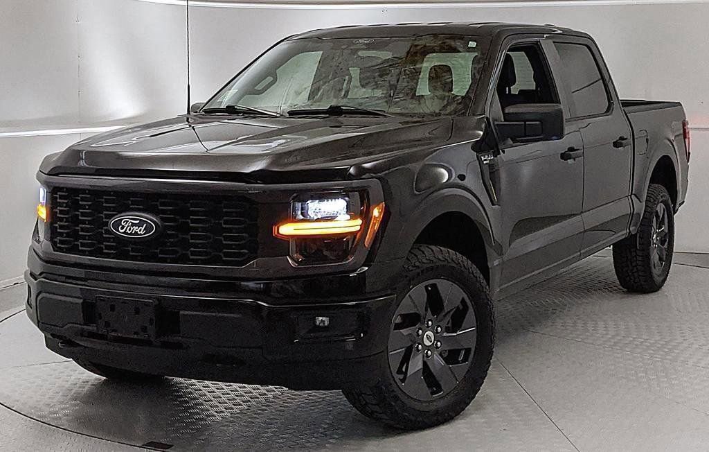 Certified 2025 Ford F150 STX w/ Equipment Group 200A AWD/4WD image 6