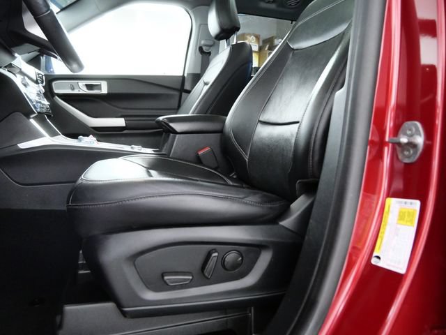 Certified 2021 Ford Explorer Limited AWD/4WD image 15