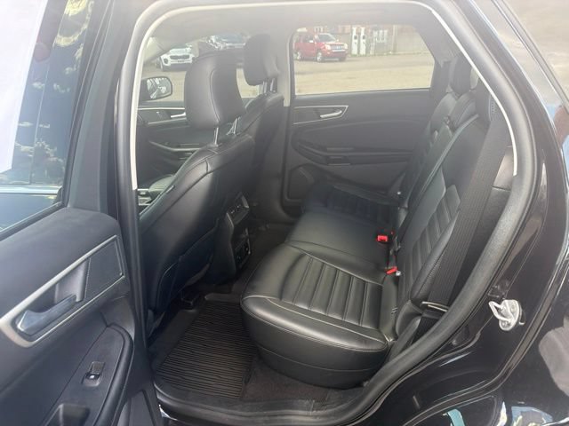 Certified 2024 Ford Edge SEL w/ Convenience Package AWD/4WD image 17