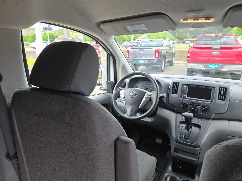 Used 2021 Nissan NV200 SV FWD image 11