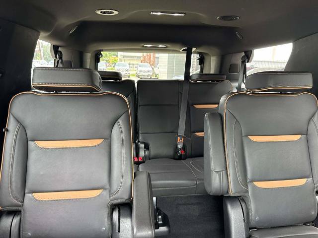 Used 2023 GMC Yukon AT4 w/ Max Trailering Package AWD/4WD image 9