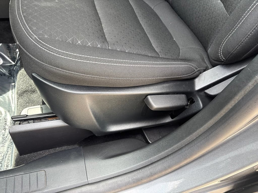 Certified 2025 Ford Escape Active AWD/4WD image 24