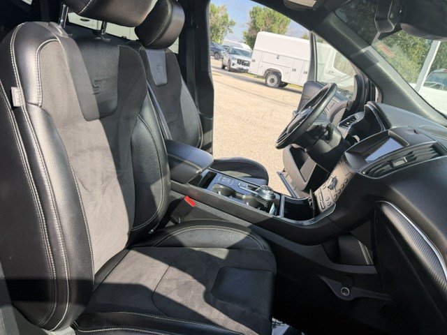 Certified 2020 Ford Edge ST w/ Equipment Group 401A AWD/4WD image 40