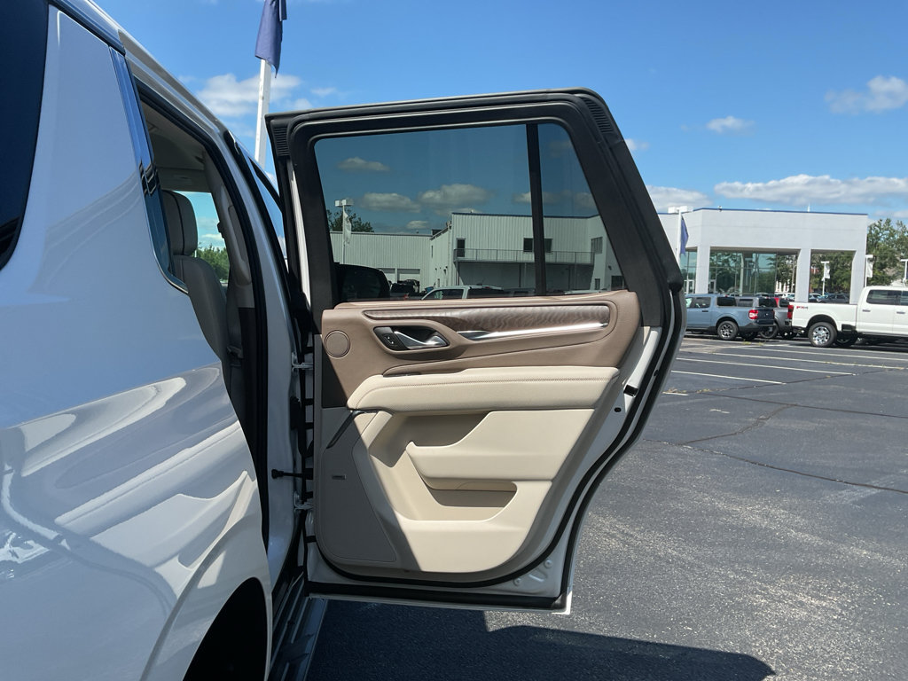 Used 2024 GMC Yukon Denali AWD/4WD image 36
