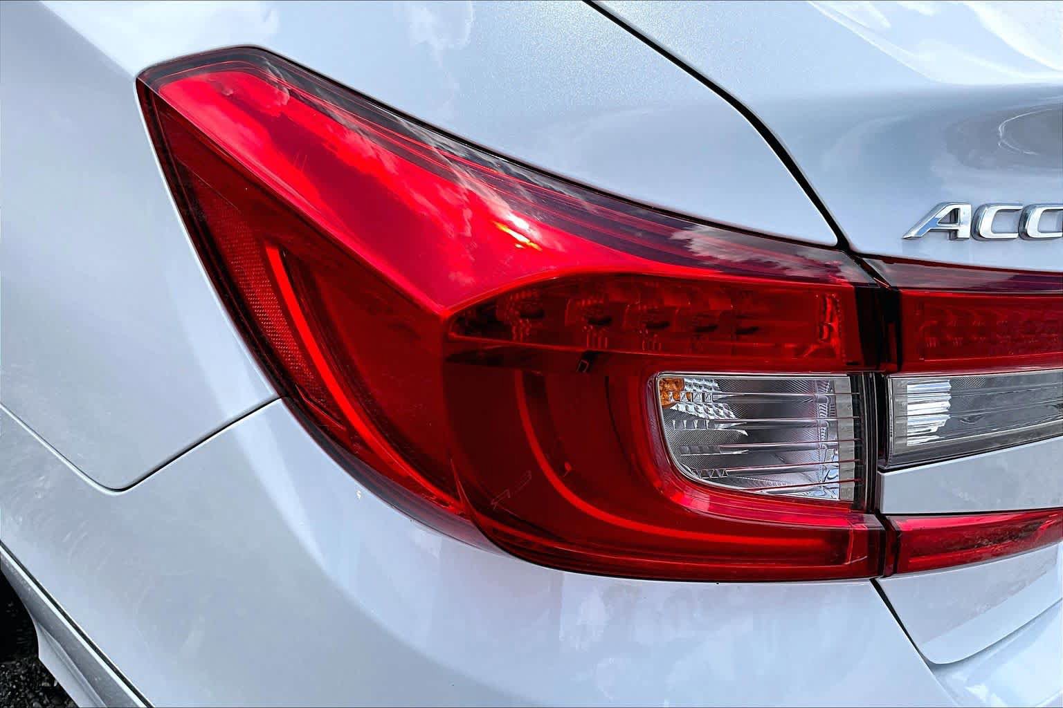Used 2021 Honda Accord EX-L image 28