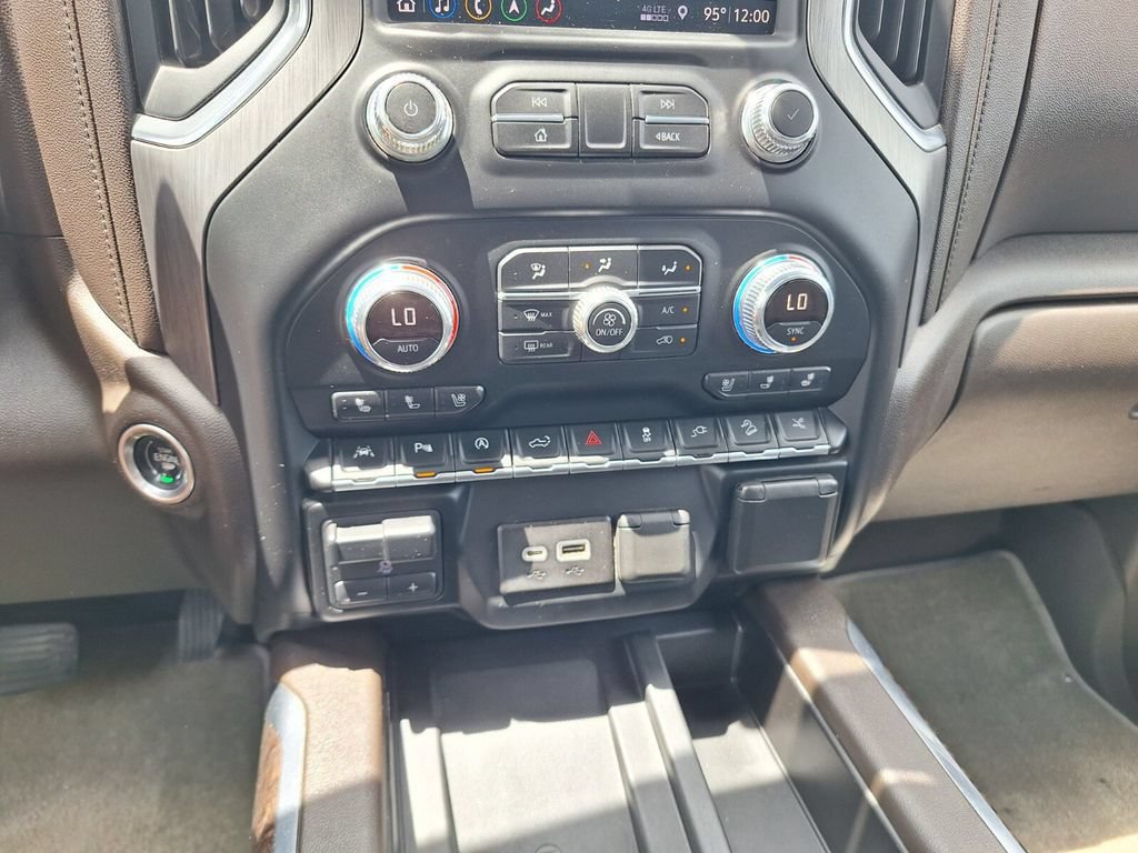 Used 2019 GMC Sierra 1500 Denali w/ Denali Ultimate Package AWD/4WD image 14