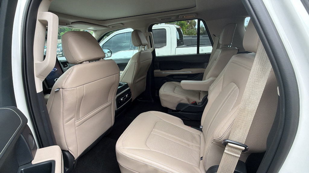 Certified 2023 Ford Expedition Limited RWD image 12