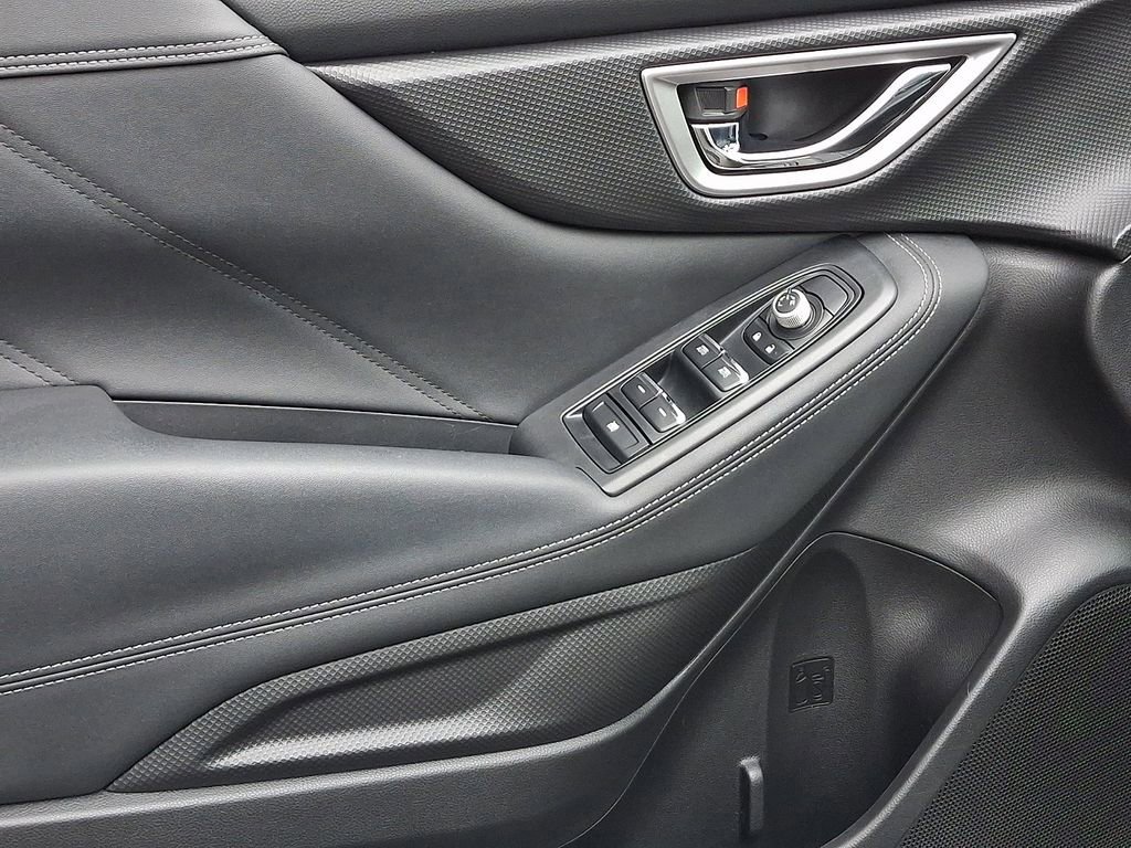 Used 2020 Subaru Forester Limited image 13