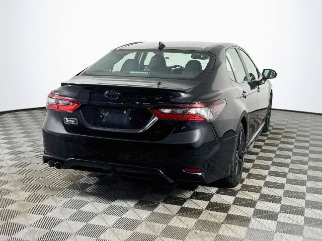Used 2022 Toyota Camry SE w/ Convenience Package FWD image 7