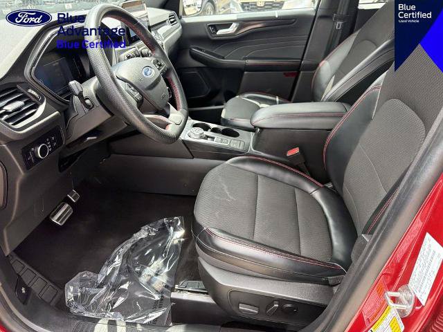 Certified 2023 Ford Escape ST-Line AWD/4WD image 32