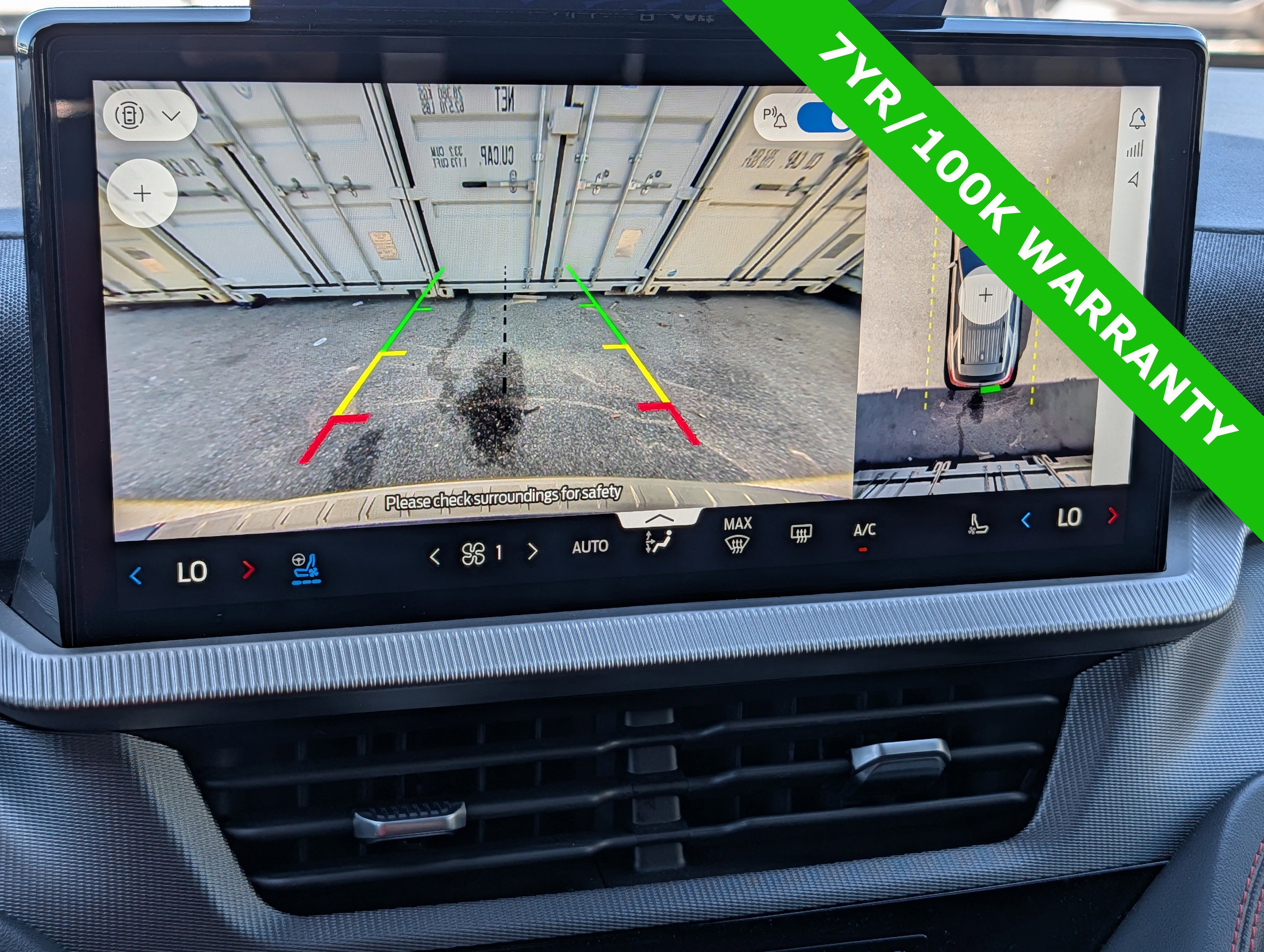 Certified 2025 Ford Explorer ST w/ Sun And Sound Package image 32