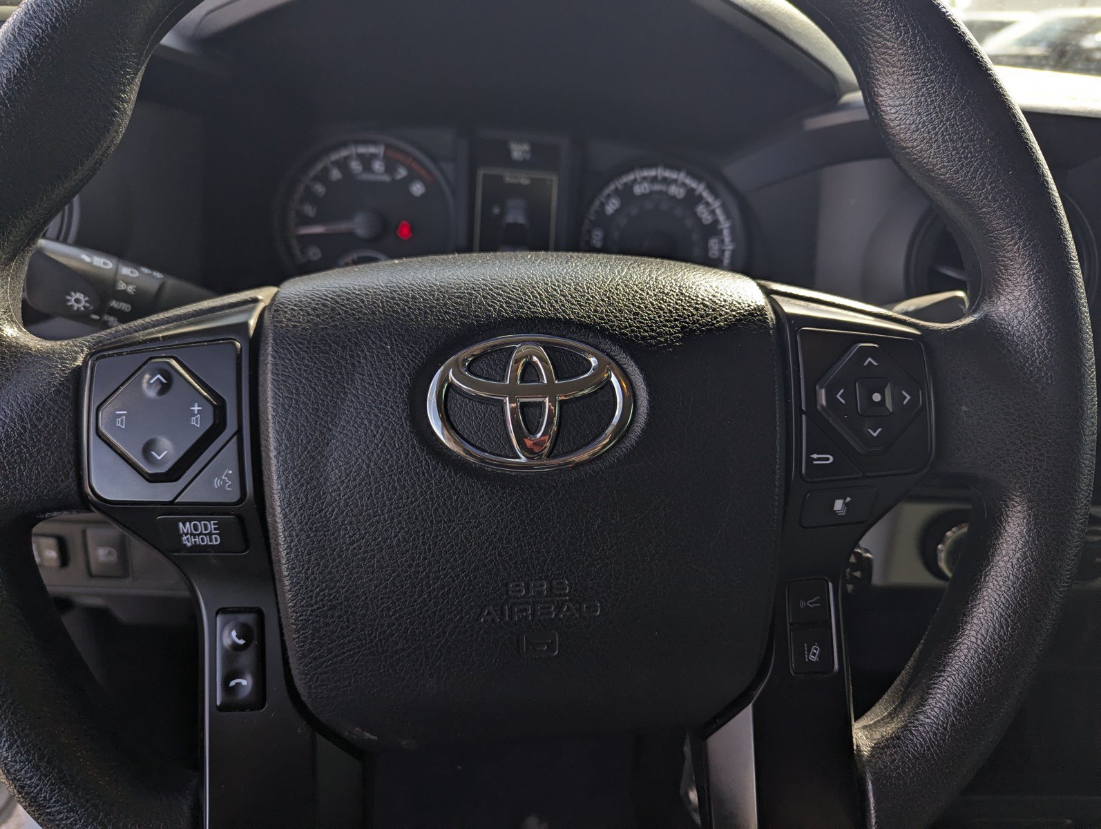 Used 2023 Toyota Tacoma SR AWD/4WD image 11