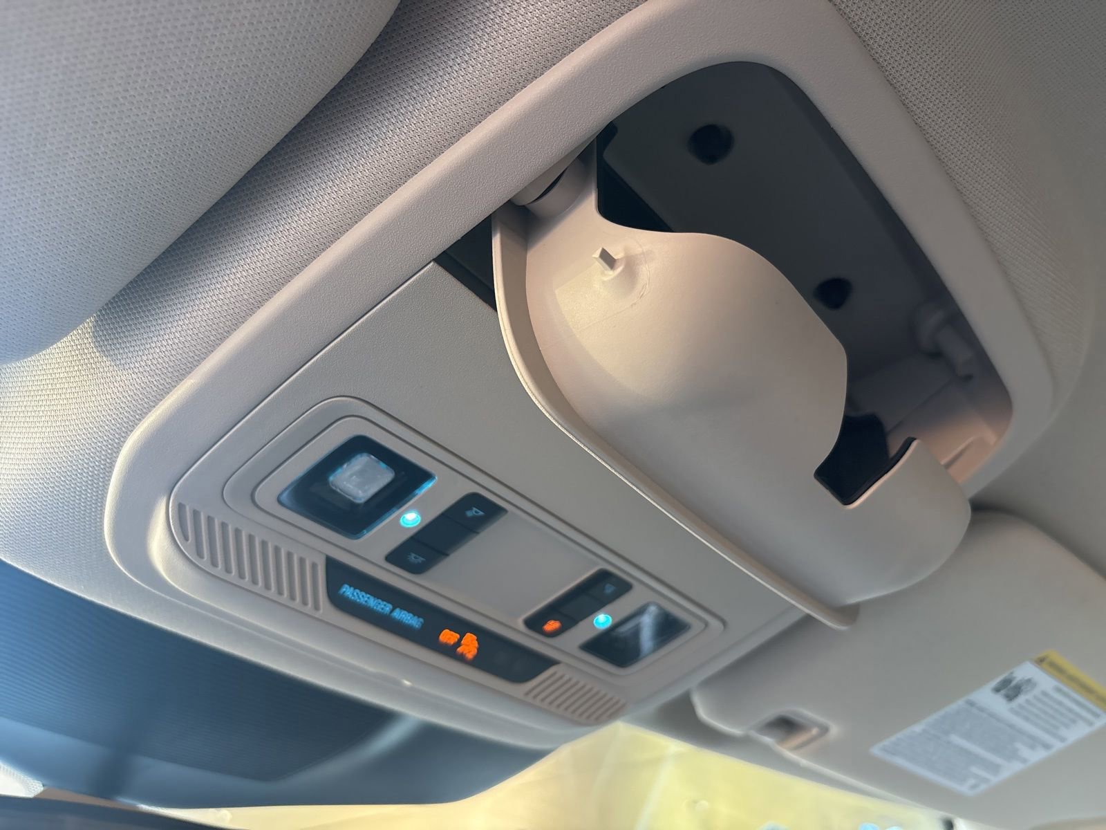 Certified 2023 Ford Explorer XLT w/ Equipment Group 202A image 34