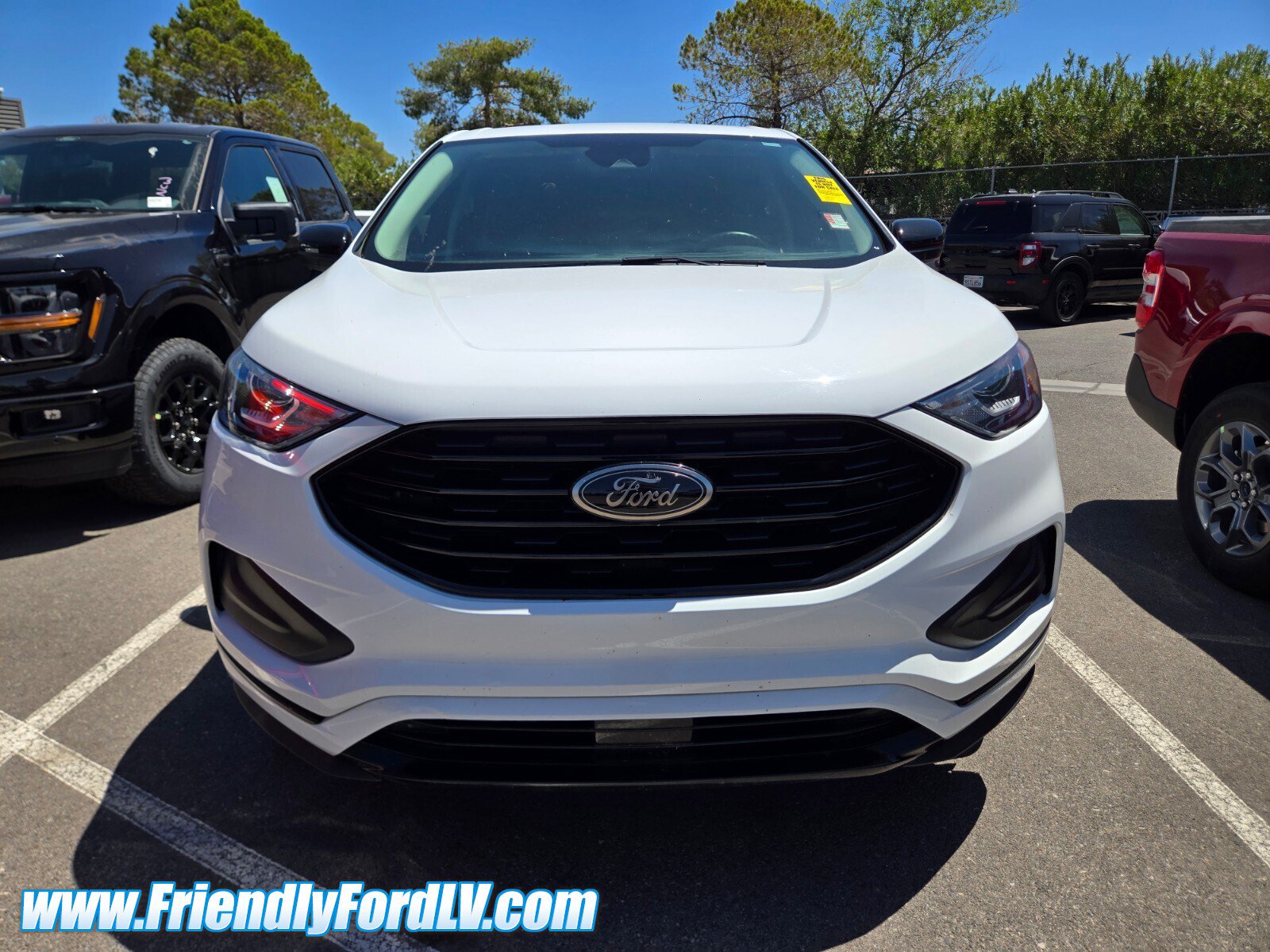 Certified 2023 Ford Edge SE w/ Black Appearance Package AWD/4WD image 2
