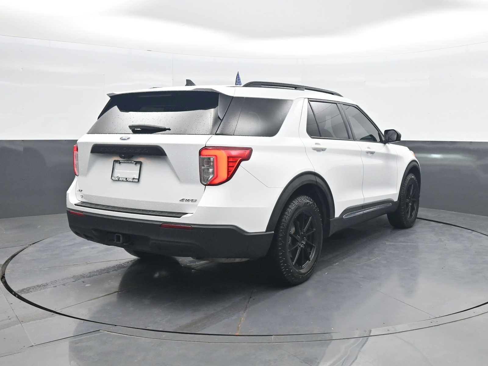 Certified 2021 Ford Explorer XLT w/ Class III Trailer Tow Package AWD/4WD image 7