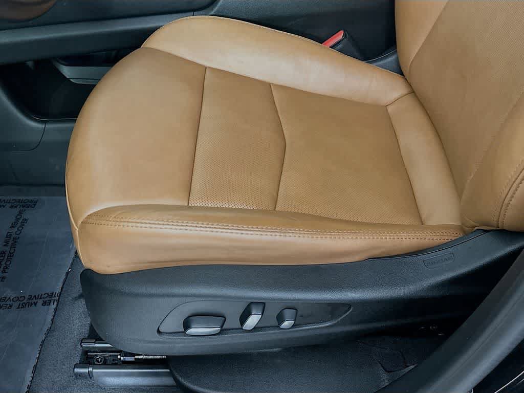 Used 2022 Cadillac XT5 Premium Luxury FWD image 32
