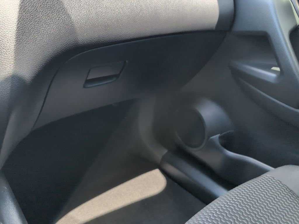 Used 2019 Nissan Rogue Sport S w/ Appearance Package FWD image 17