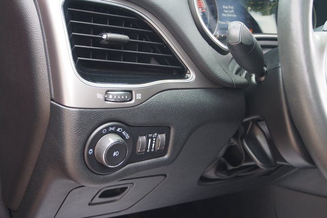 Used 2021 Jeep Cherokee Latitude Lux 80th Anniv w/ Quick Order Package 26U 80TH AWD/4WD image 21