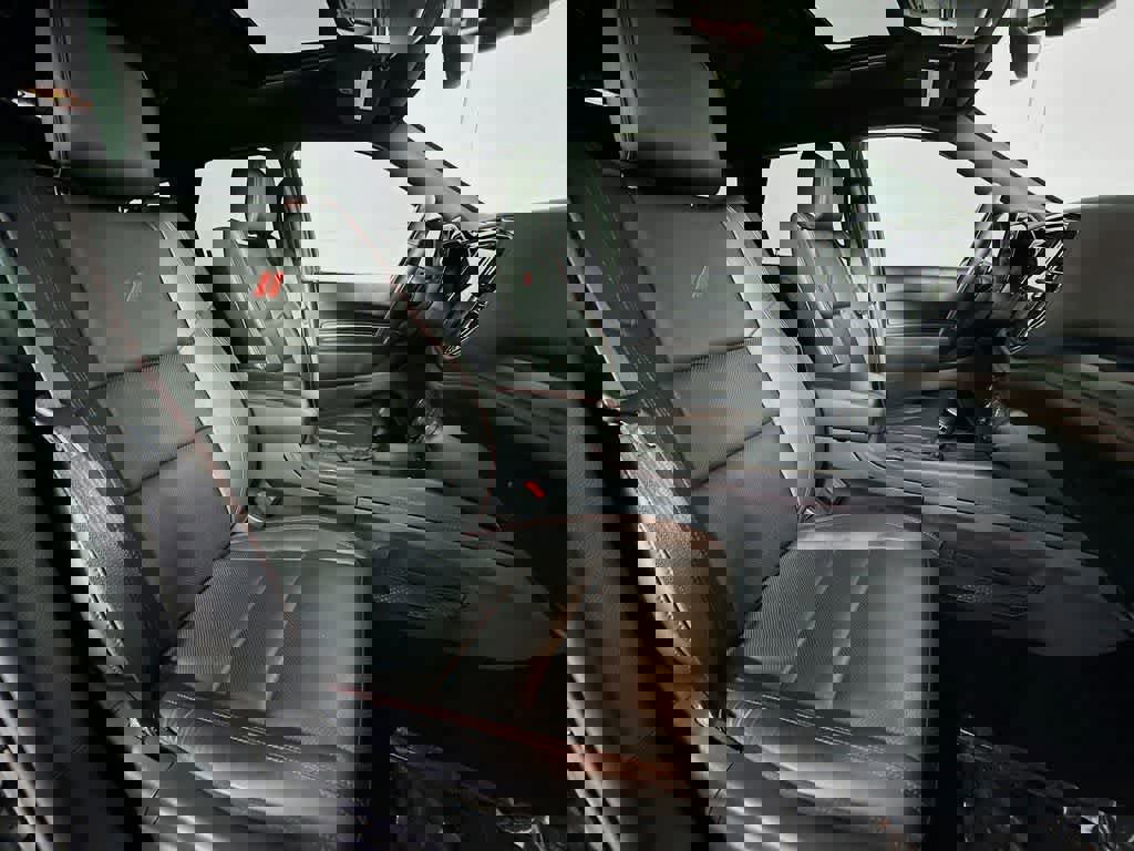 Used 2025 Dodge Durango R/T image 18