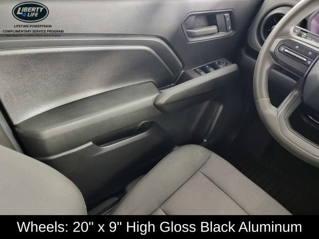Used 2024 Chevrolet Colorado Trail Boss AWD/4WD image 29