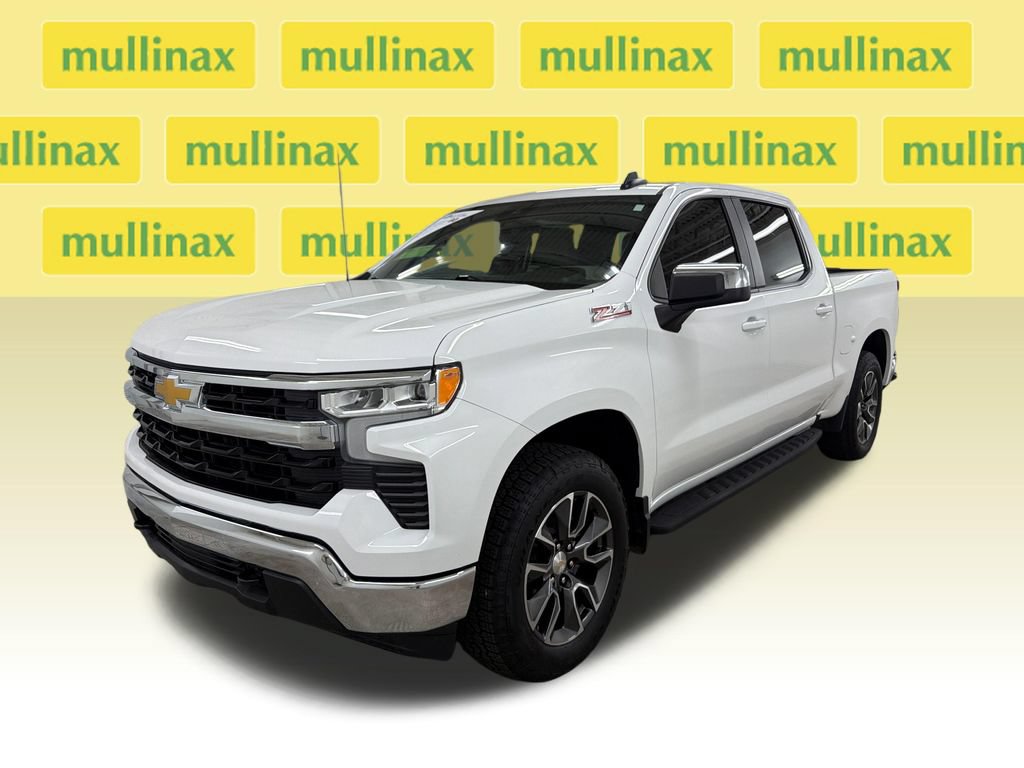 Used 2024 Chevrolet Silverado 1500 LT AWD/4WD image 14