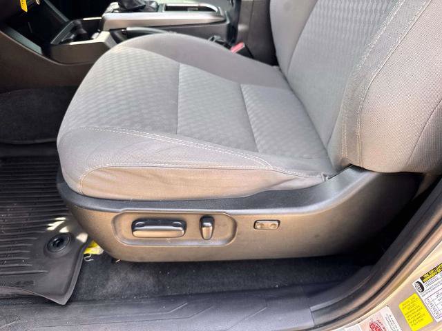 Used 2021 Toyota Tacoma SR5 RWD image 19