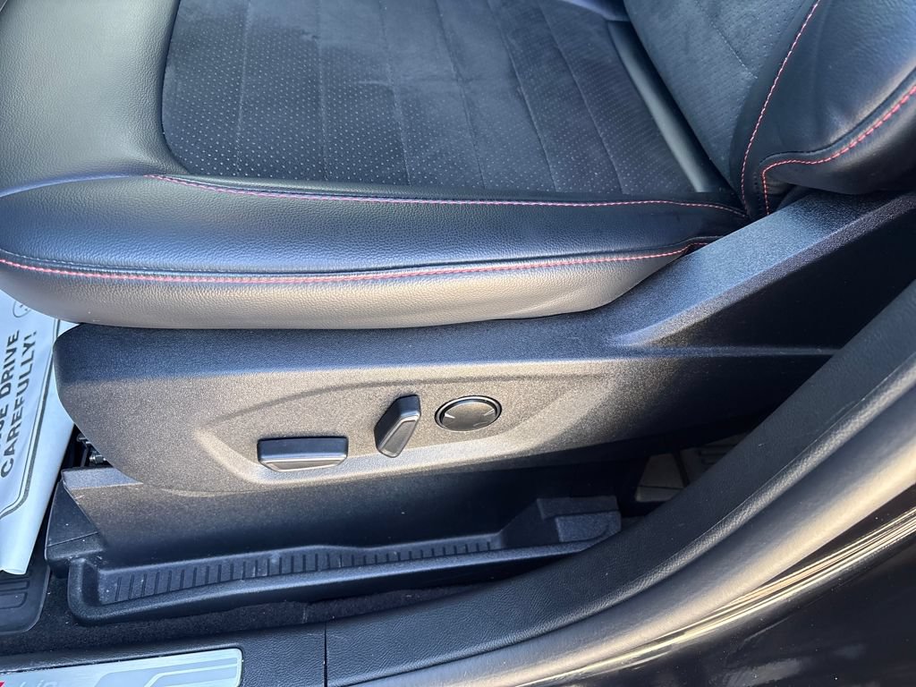 Certified 2024 Ford Edge ST-Line AWD/4WD image 23