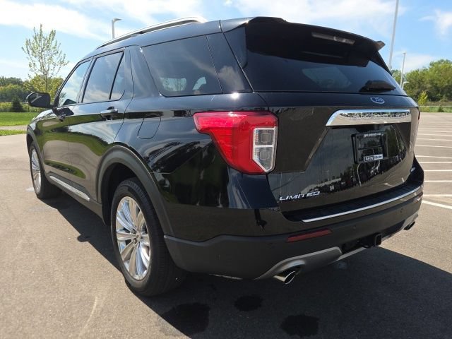 Certified 2023 Ford Explorer Limited w/ Limited Technology Package AWD/4WD image 12