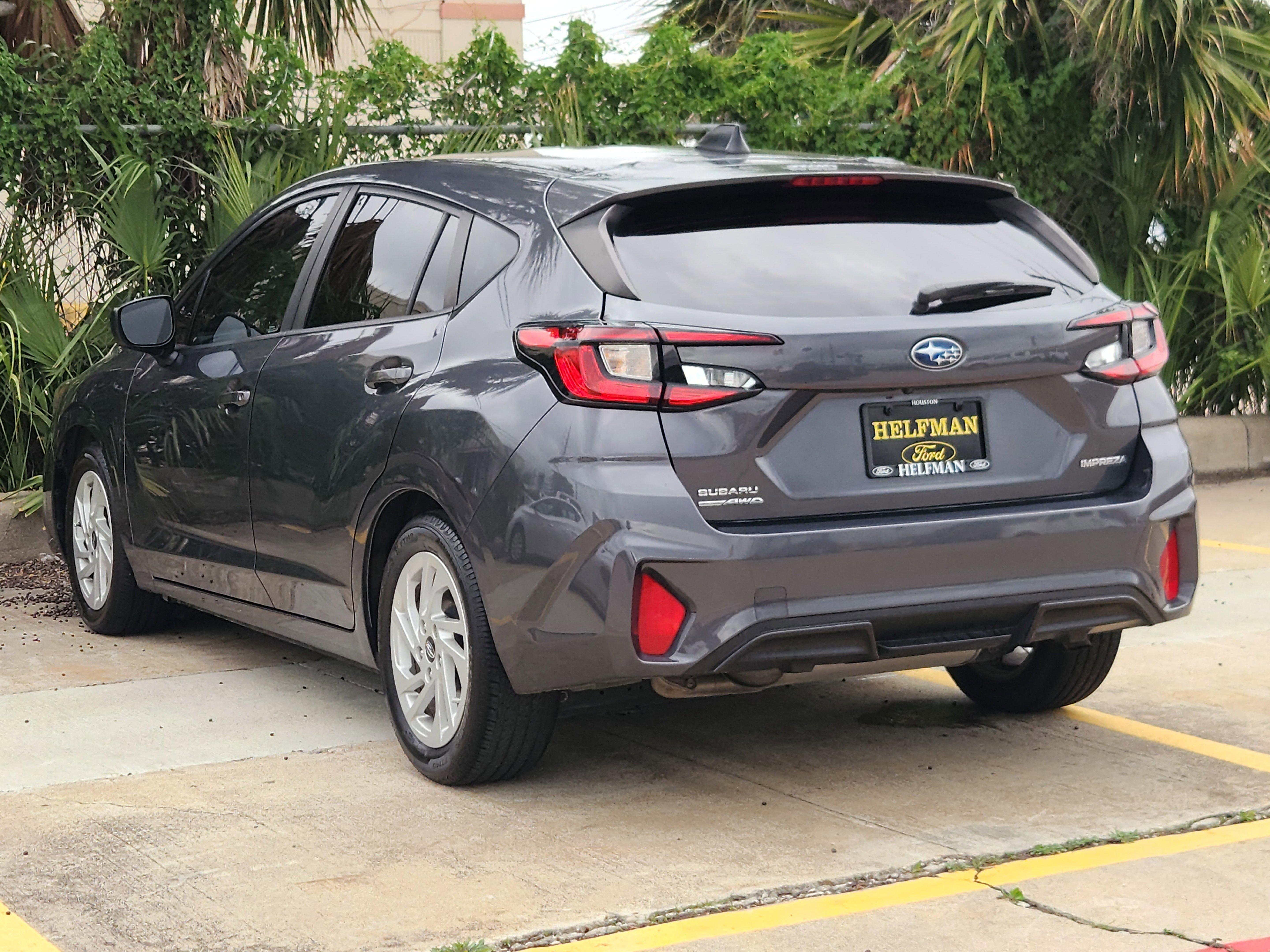 Used 2024 Subaru Impreza 2.0i AWD/4WD image 2