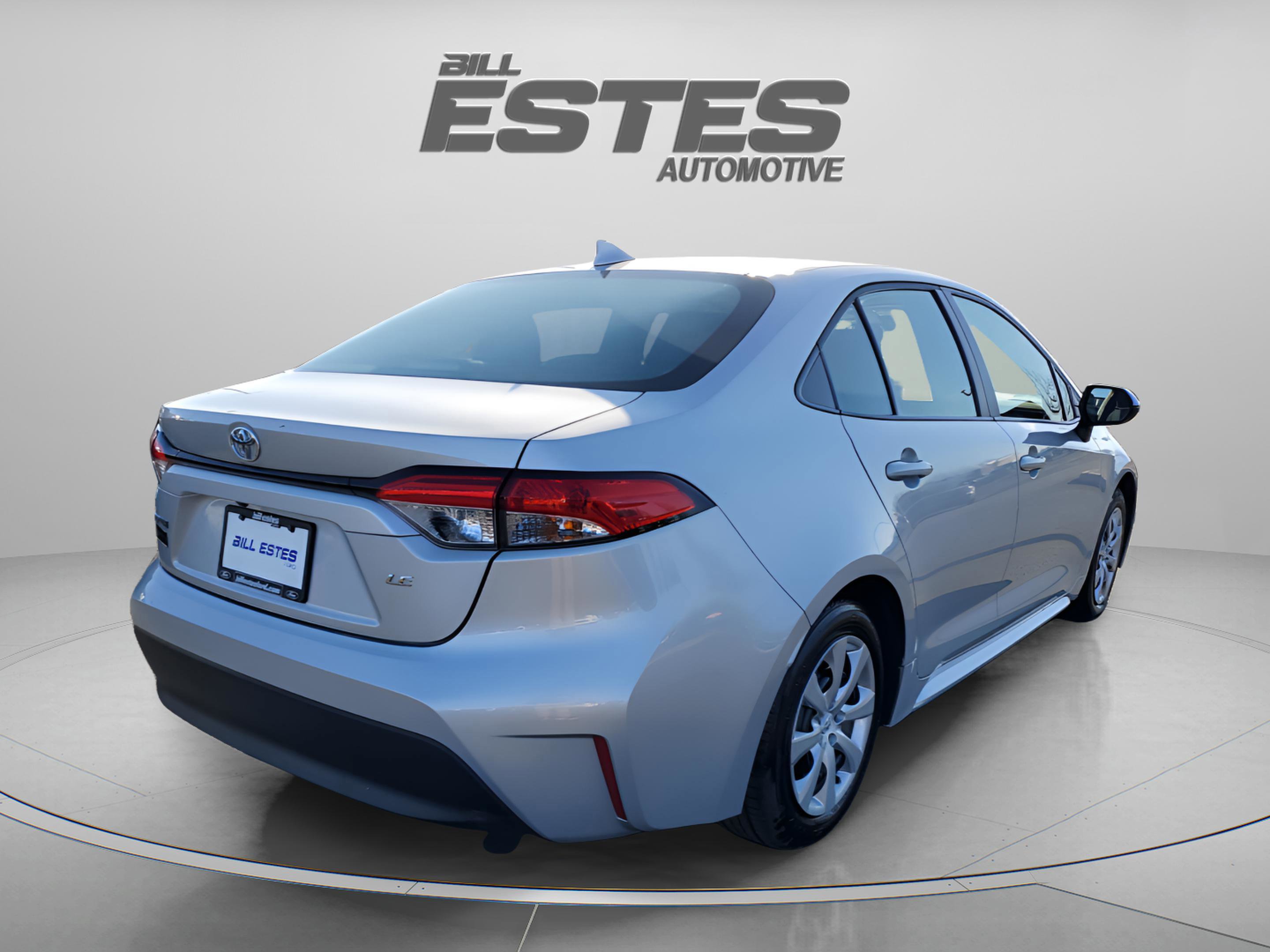 Used 2024 Toyota Corolla LE image 4