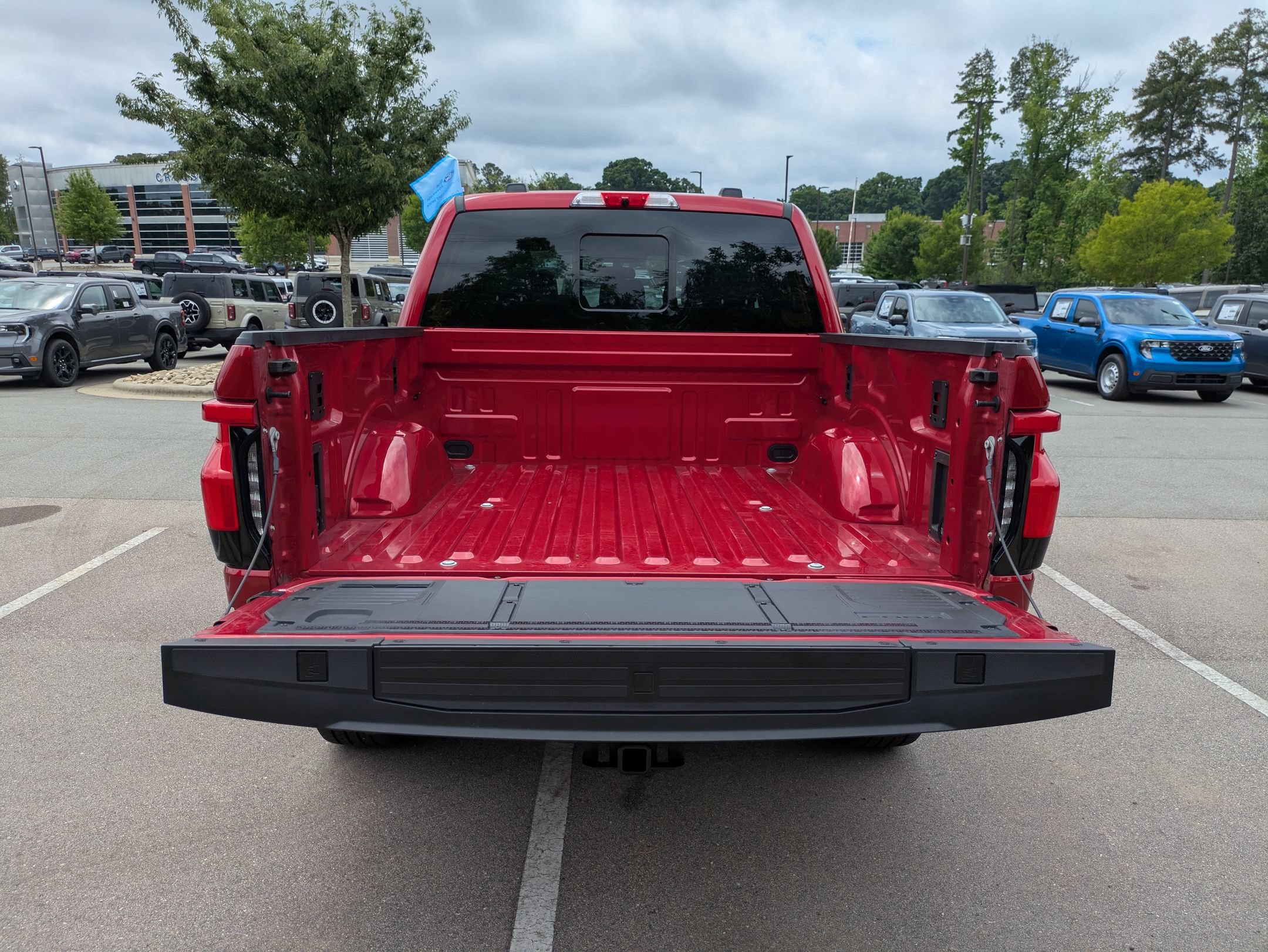 Certified 2025 Ford F150 Lightning Lariat AWD/4WD image 36