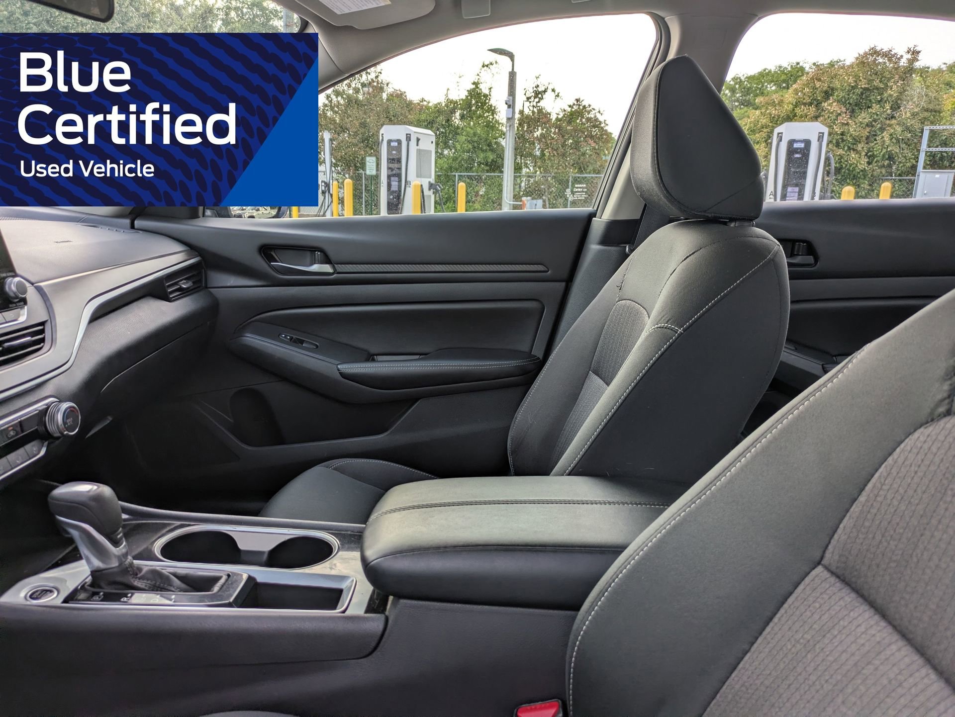 Used 2024 Nissan Altima 2.5 SV FWD image 23