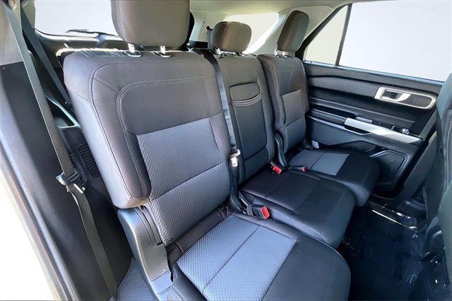 Certified 2024 Ford Explorer XLT image 27