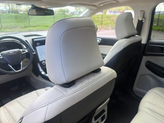 Certified 2024 Ford Edge Titanium AWD/4WD image 30