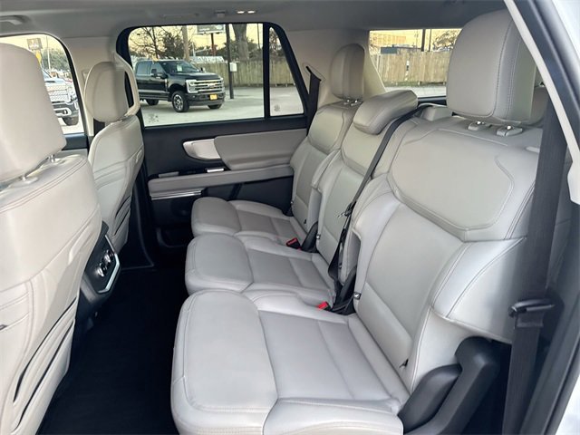 Certified 2025 Ford Expedition Max Active image 30