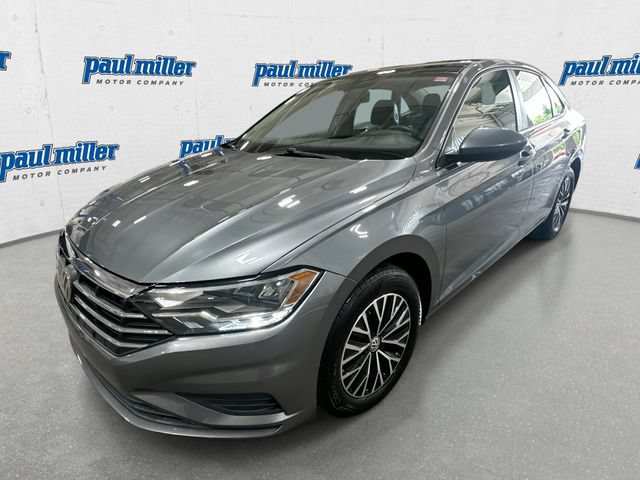 Used 2019 Volkswagen Jetta SE FWD image 1