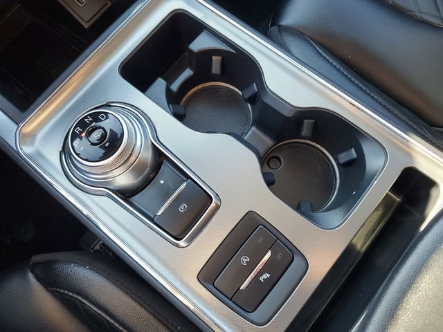Certified 2024 Ford Edge Titanium AWD/4WD image 21