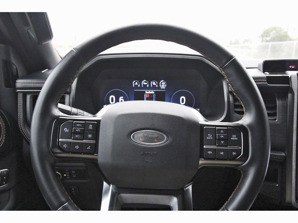 Certified 2023 Ford Expedition Max Platinum image 17