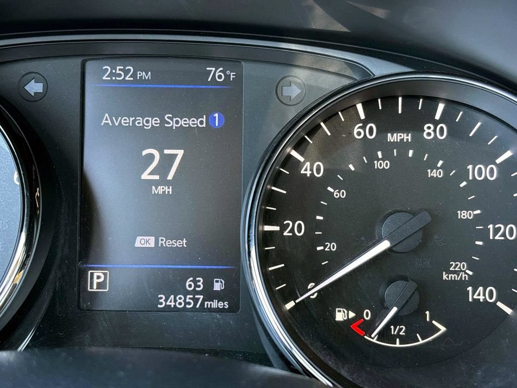 Used 2021 Nissan Rogue Sport SV AWD/4WD image 19