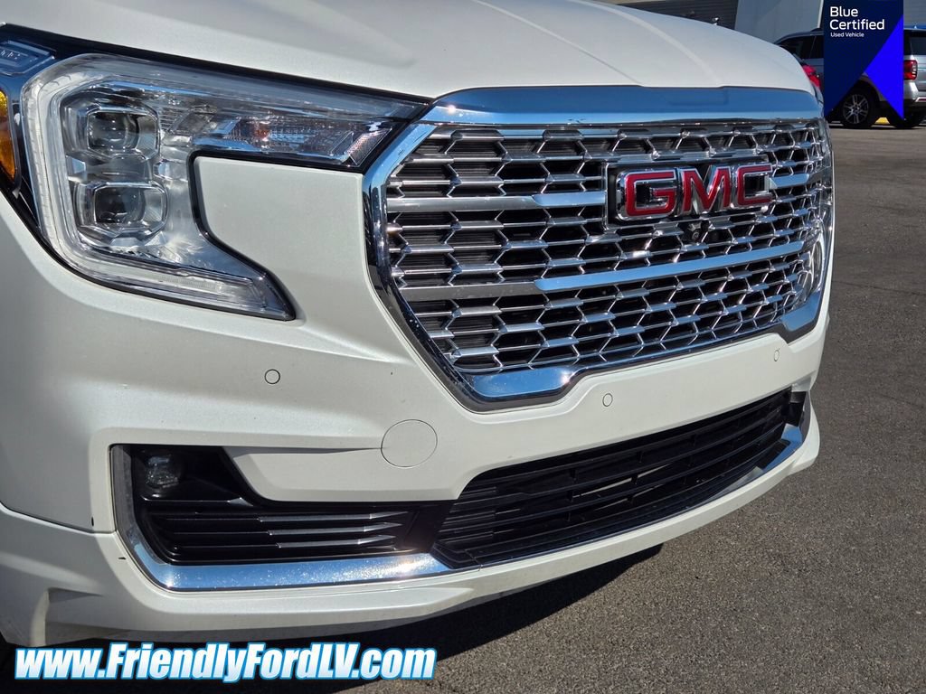 Used 2022 GMC Terrain Denali w/ Denali Premium Package AWD/4WD image 2
