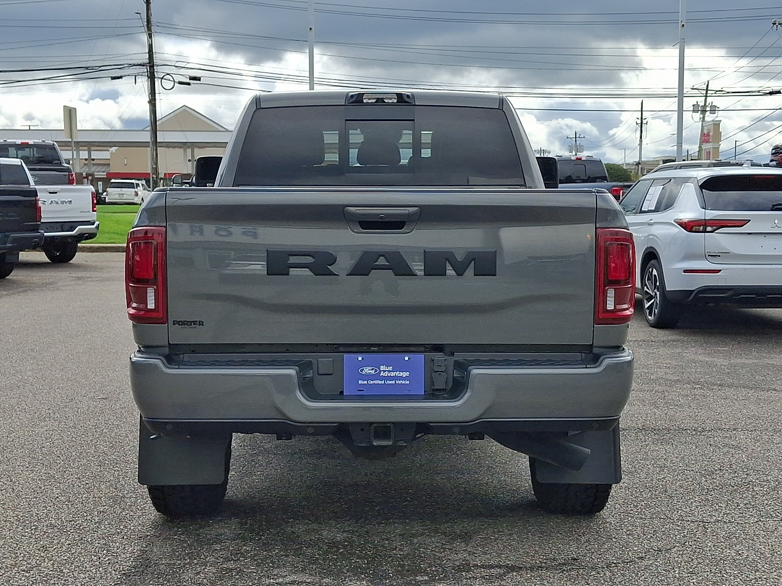 Used 2025 RAM 2500 Laramie w/ Night Edition AWD/4WD image 9
