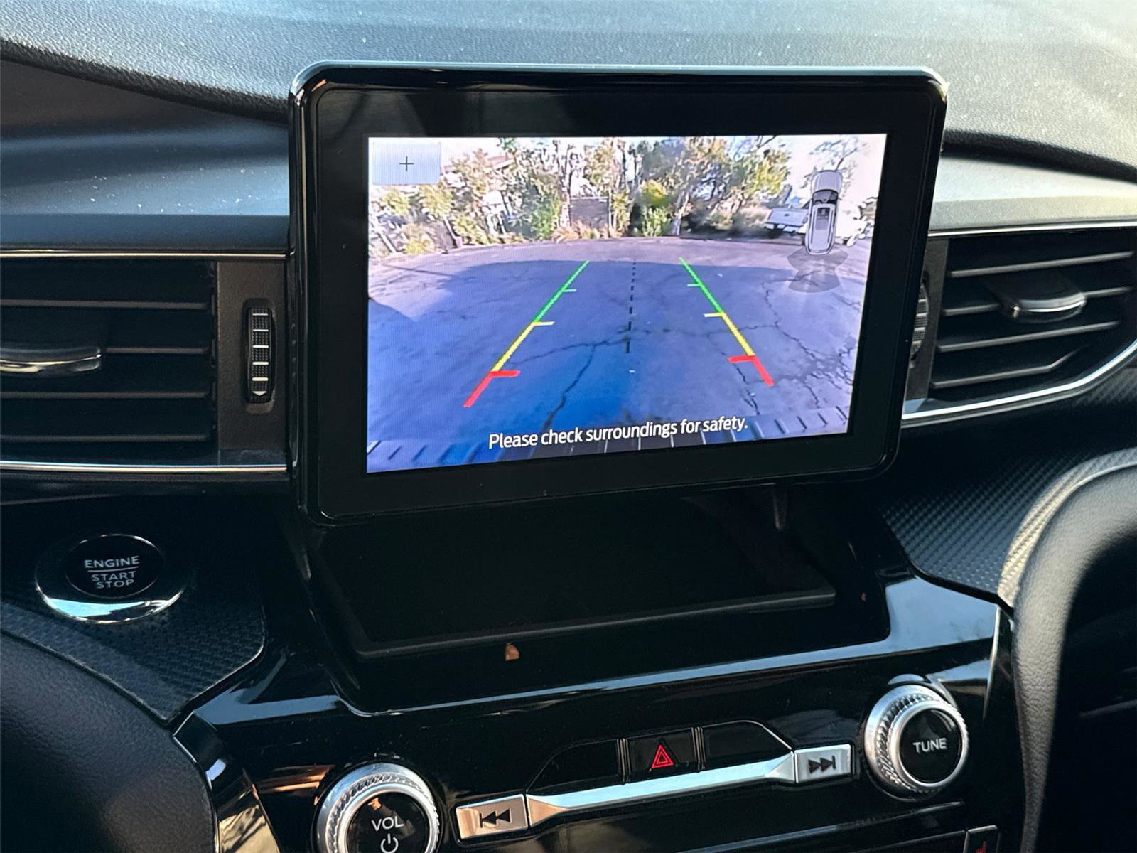 Certified 2023 Ford Explorer ST image 30